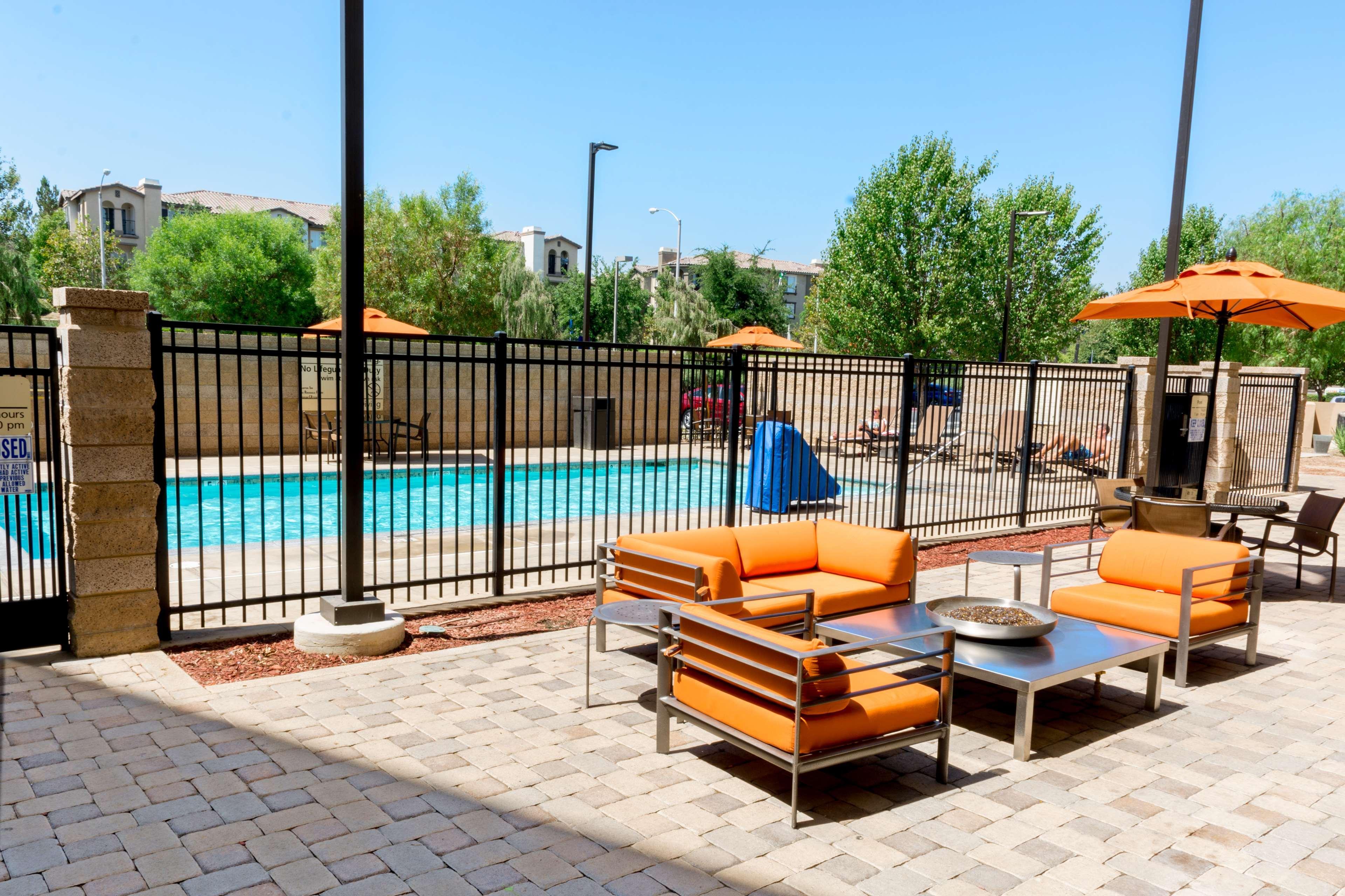 Hampton Inn & Suites Riverside/Corona East Exterior foto